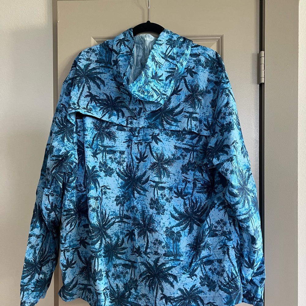 Crown & Ivy Windbreaker